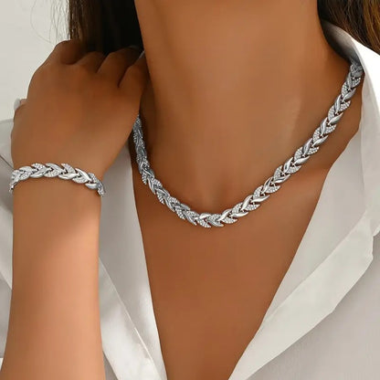 Elegante Glas Strass Steen Vissenstaart Set | Wit Goud